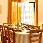 Tal-mirakli Apartament