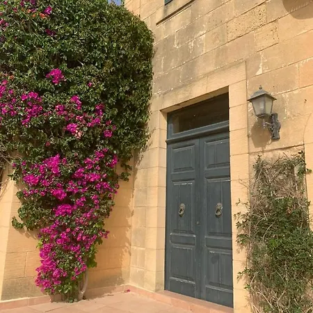 Tal-mirakli Apartament *