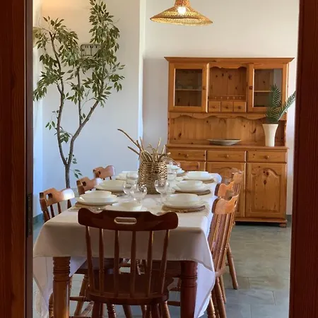 Tal-mirakli Apartament Għarb