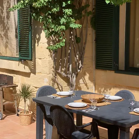 Apartament Tal-mirakli Għarb