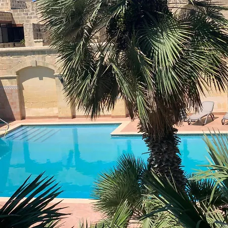 Apartment Tal-mirakli *
