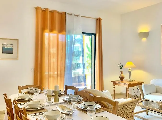 Tal-mirakli 아파트 *